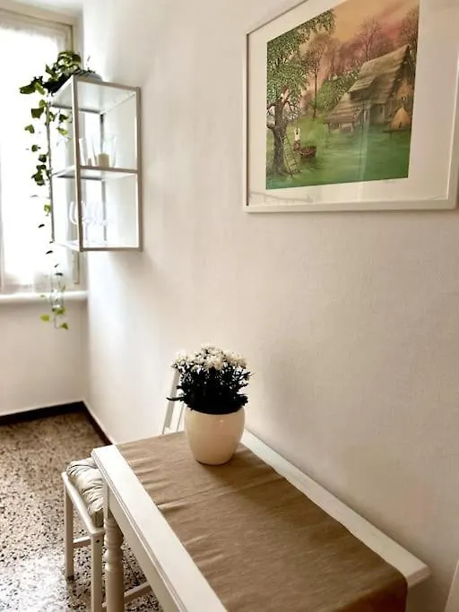 Elegante Appartamento In Centro Milan 0*,