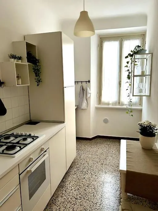 Elegante Appartamento In Centro Milan